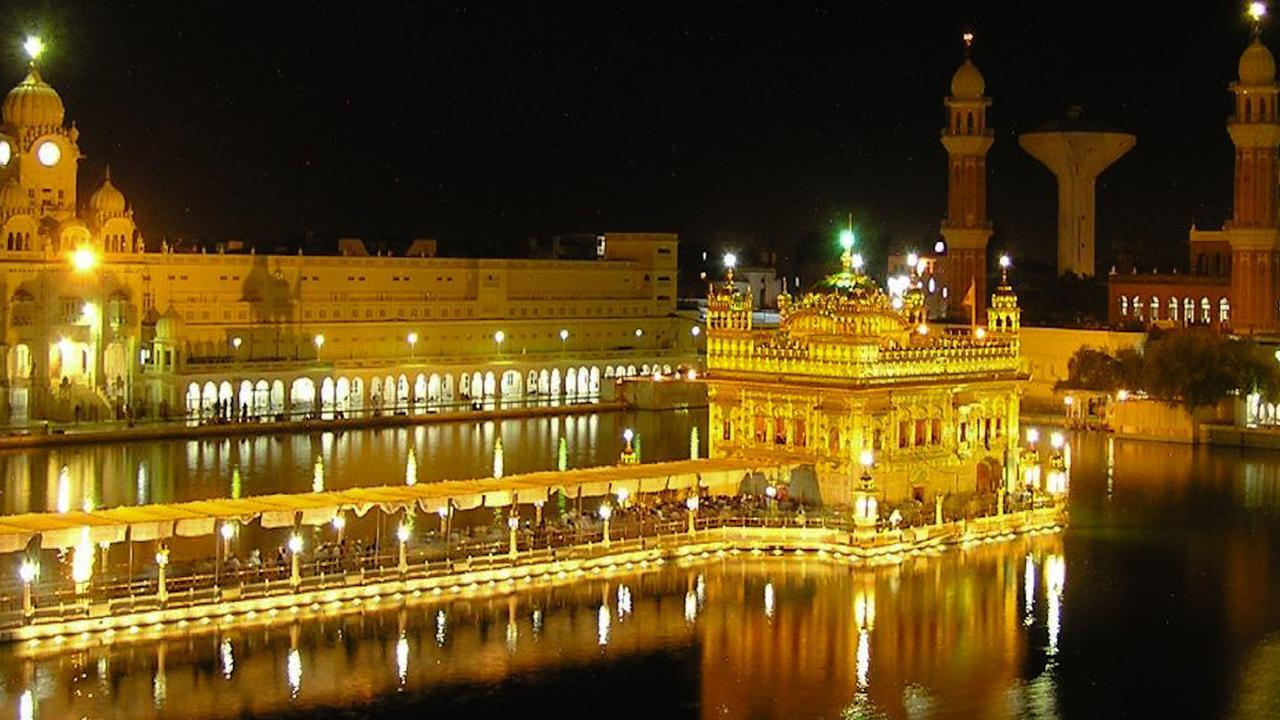 Hotel Indus Amritsar Exterior photo